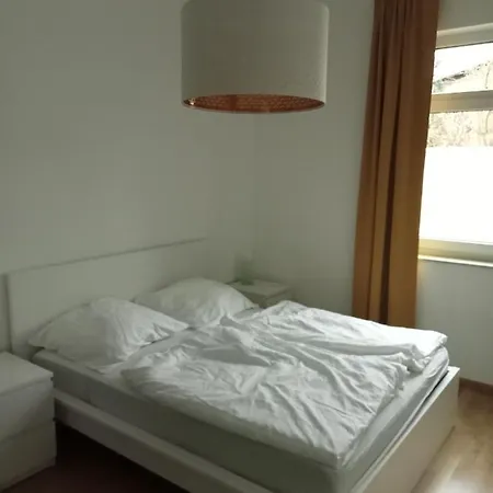 Stadtgruen 2, Ruhiges Mit Terrasse Und Kostenlosem Parkplatz, Ideal Fuer Berlin-besucher * Berlin